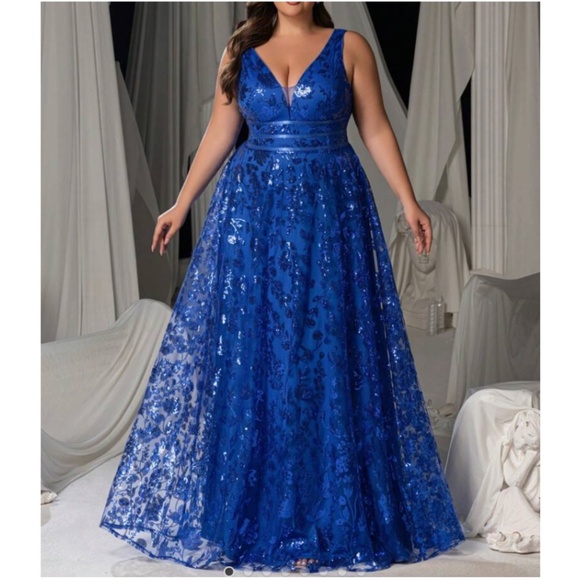 Plus Floral Sequin Mesh Formal Black Tie Wedding Dress - Picture 2 of 14